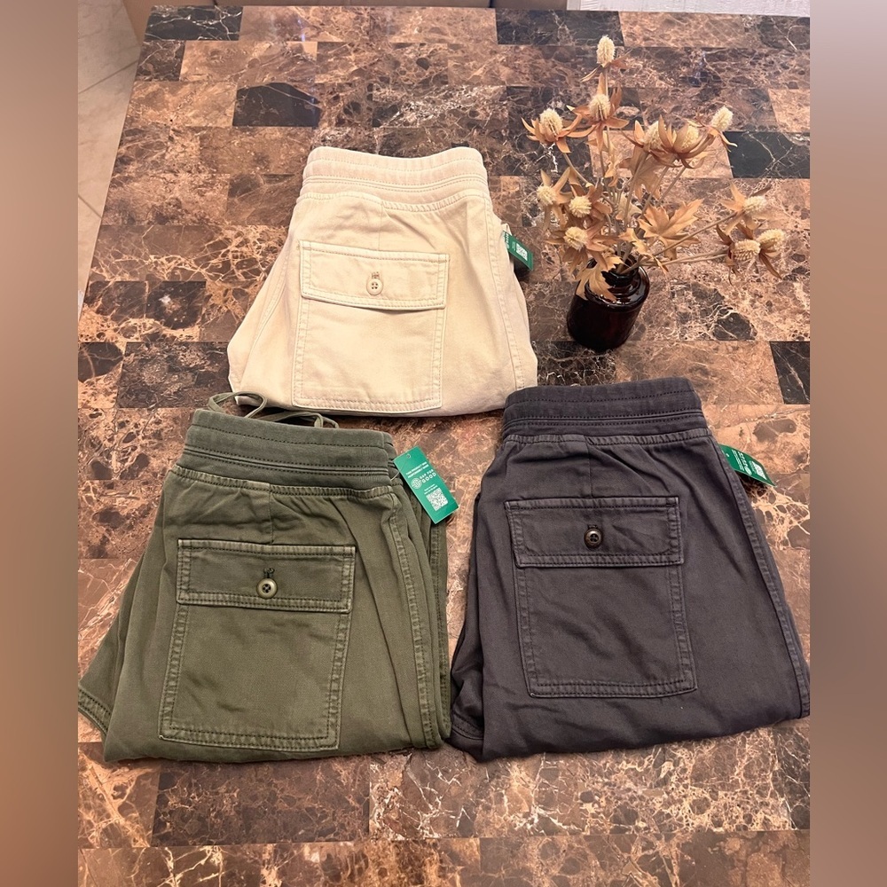 - Gap Joggers size XXS ❤️ New ✨ - Picture 3 of 13